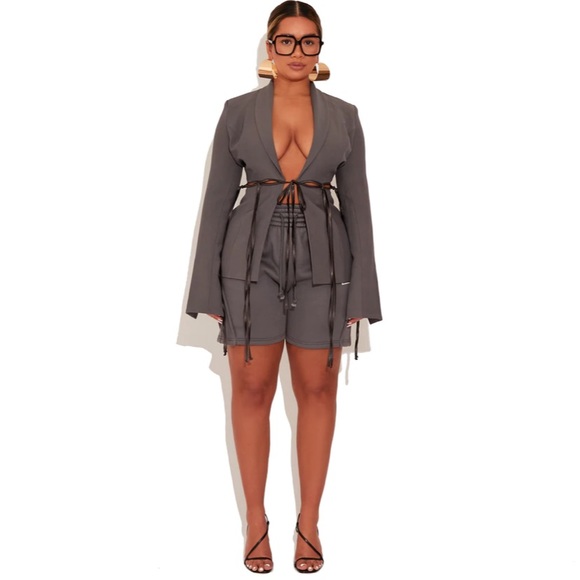 COPY - ETAIN LOOPHOLE BLAZER SET - Picture 3 of 7